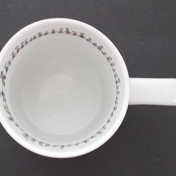 NEW Williams Sonoma Grinch Christmas Tree Mug 14 OZ Porcelain - Picture 7 of 8